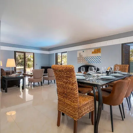 Balaia Retreat - Nature & *